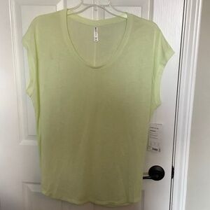Athleta NWT yellow t